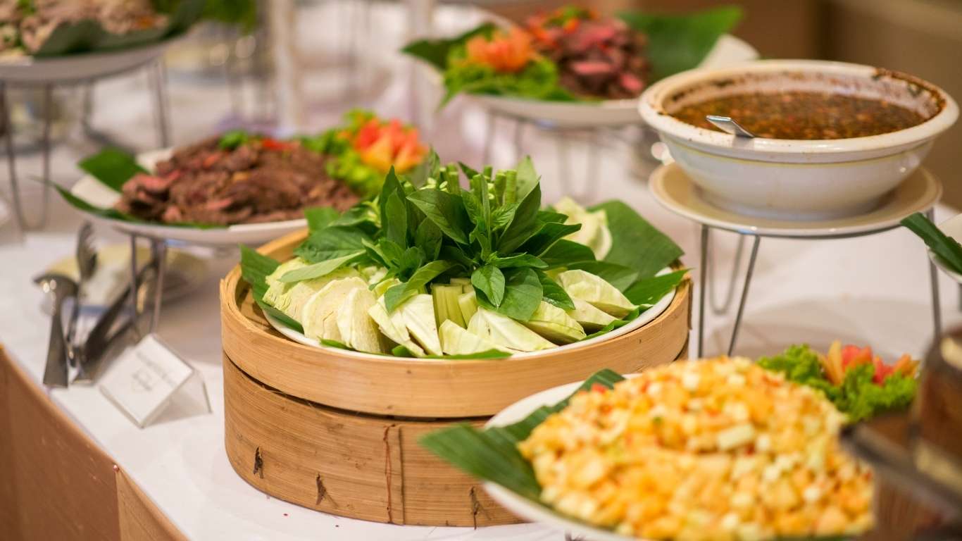 Elegant Decorations - Atmospheric Design