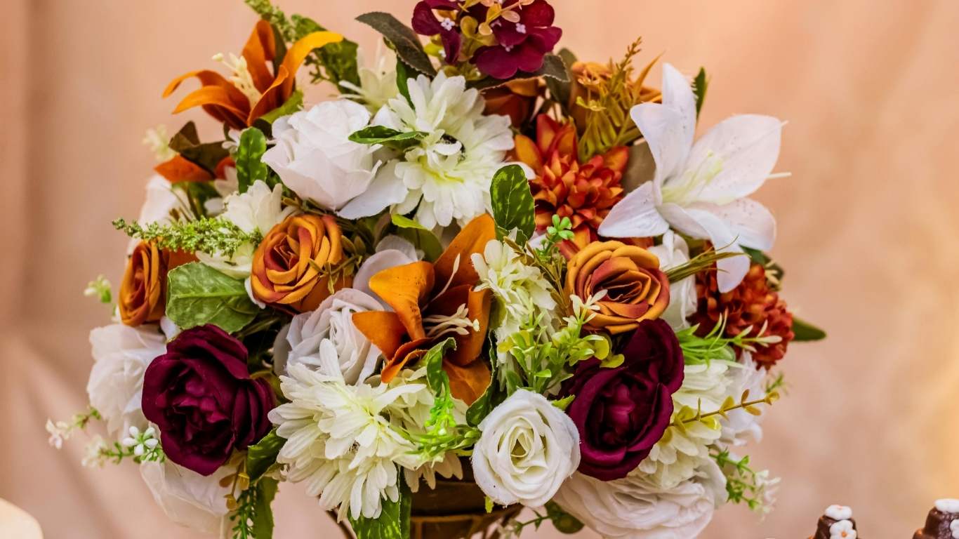 Bouquet arrangements