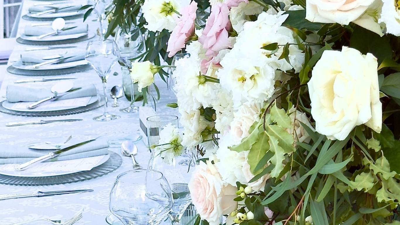 Seasonal floral arrangements