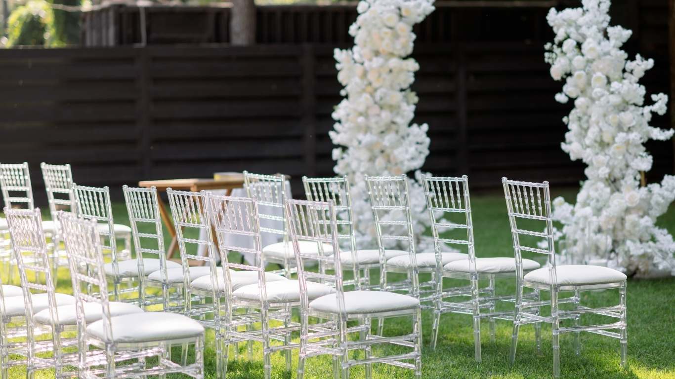 Outdoor wedding reception
