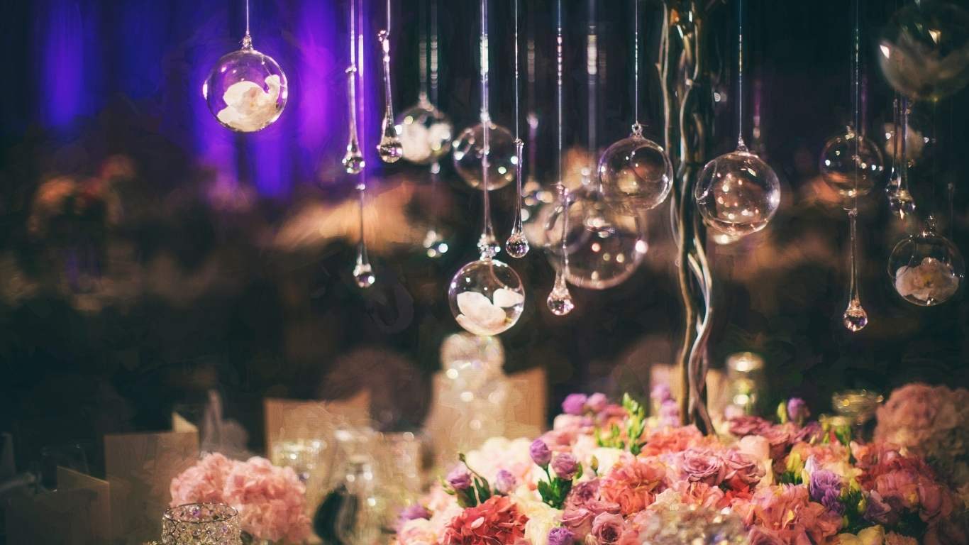 Professional table decor